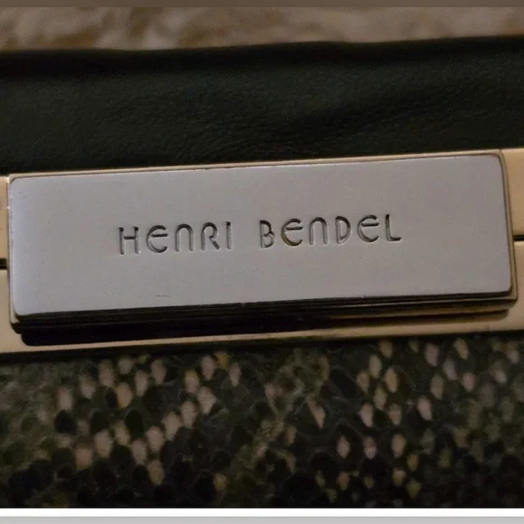 HENRI BENDEL Life Of The Party Purse Clutch Crossbody with Chain Snake Skin - Picture 8 of 8